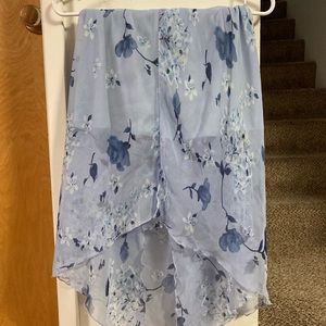 Blue midi asymmetrical floral skirt.